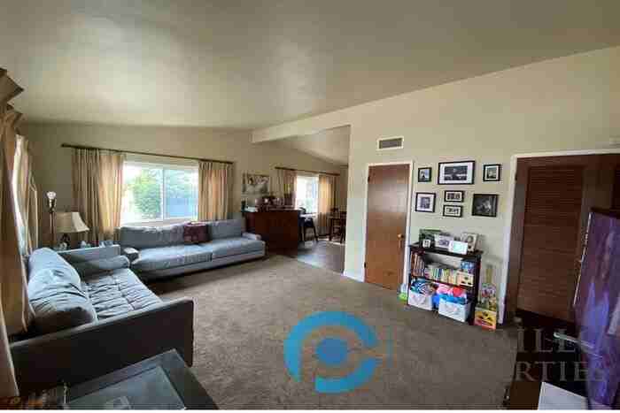 3182 Central Avenue - Photo 2 of 24