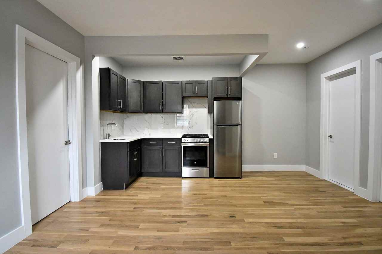 4204 Barnes Avenue 4204 Barnes Avenue