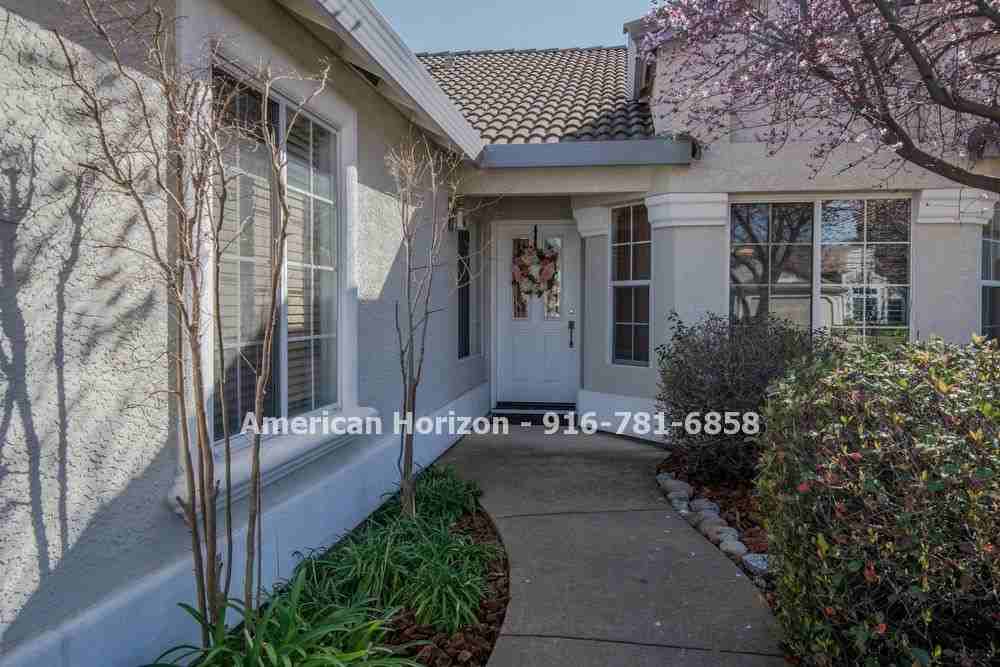 3332 Chapelle Dr - Photo 2 of 19