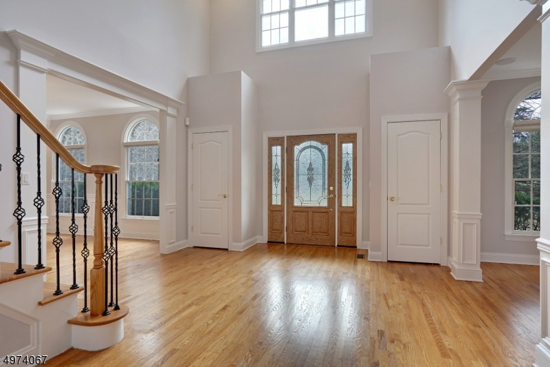 21 Wolf Hill Ter - Photo 3 of 23