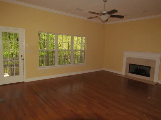 150 Acorn Alley - Photo 2 of 14