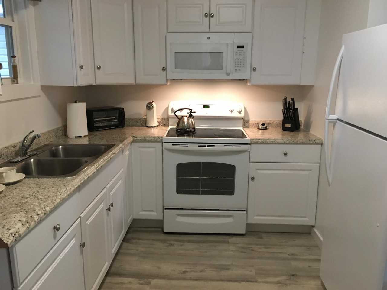 202 Vance St - Photo 2 of 10