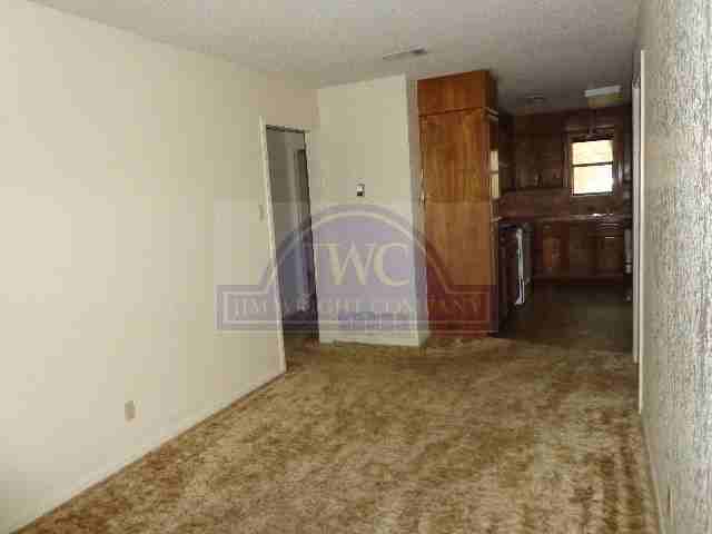 1104 Nola Ruth Blvd - Photo 2 of 15