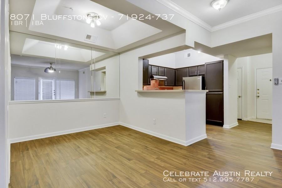 8071 Bluffstone Cv #71924-737 - Photo 2 of 8