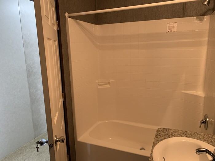 387 Starling Ln - Photo 3 of 8