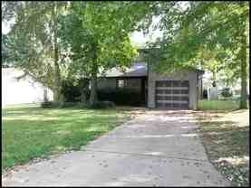 711 Briar Ridge Ct - Photo 1 of 1