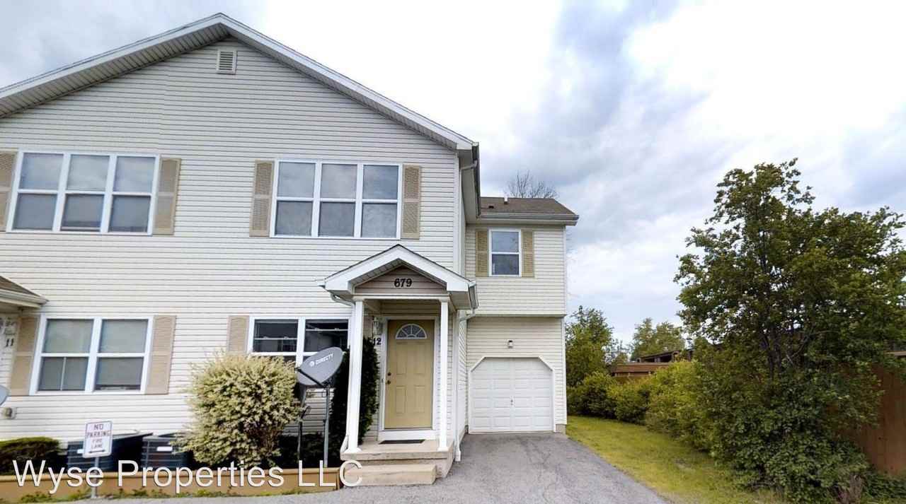 Holly's Vineyard 679 Skinnersville Rd. - Photo 2 of 17