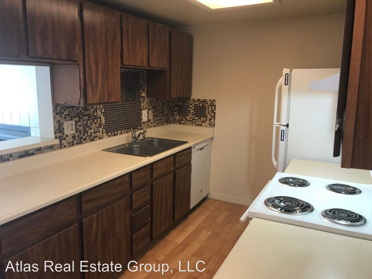 862 S Uravan Ct - Photo 3 of 24