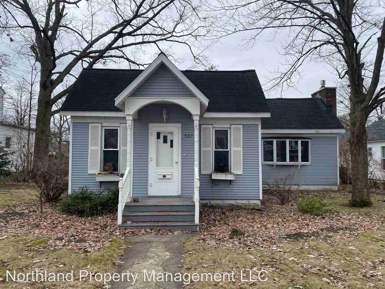 507 West Seventh Street, Traverse City, MI 49684 2 Bedroom House for