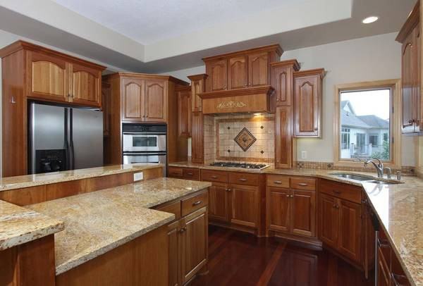 2700 105th Ave Ne - Photo 2 of 3