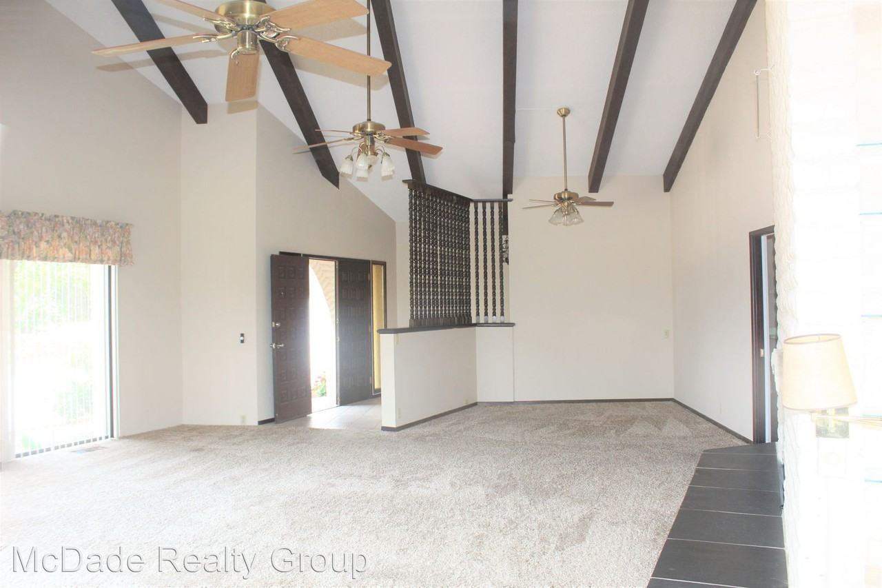 2801 E Mission Rd - Photo 3 of 6