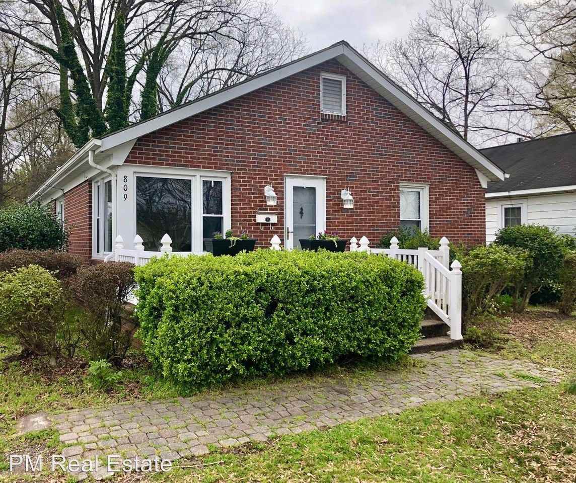 809 Barnes Street - Photo 2 of 12