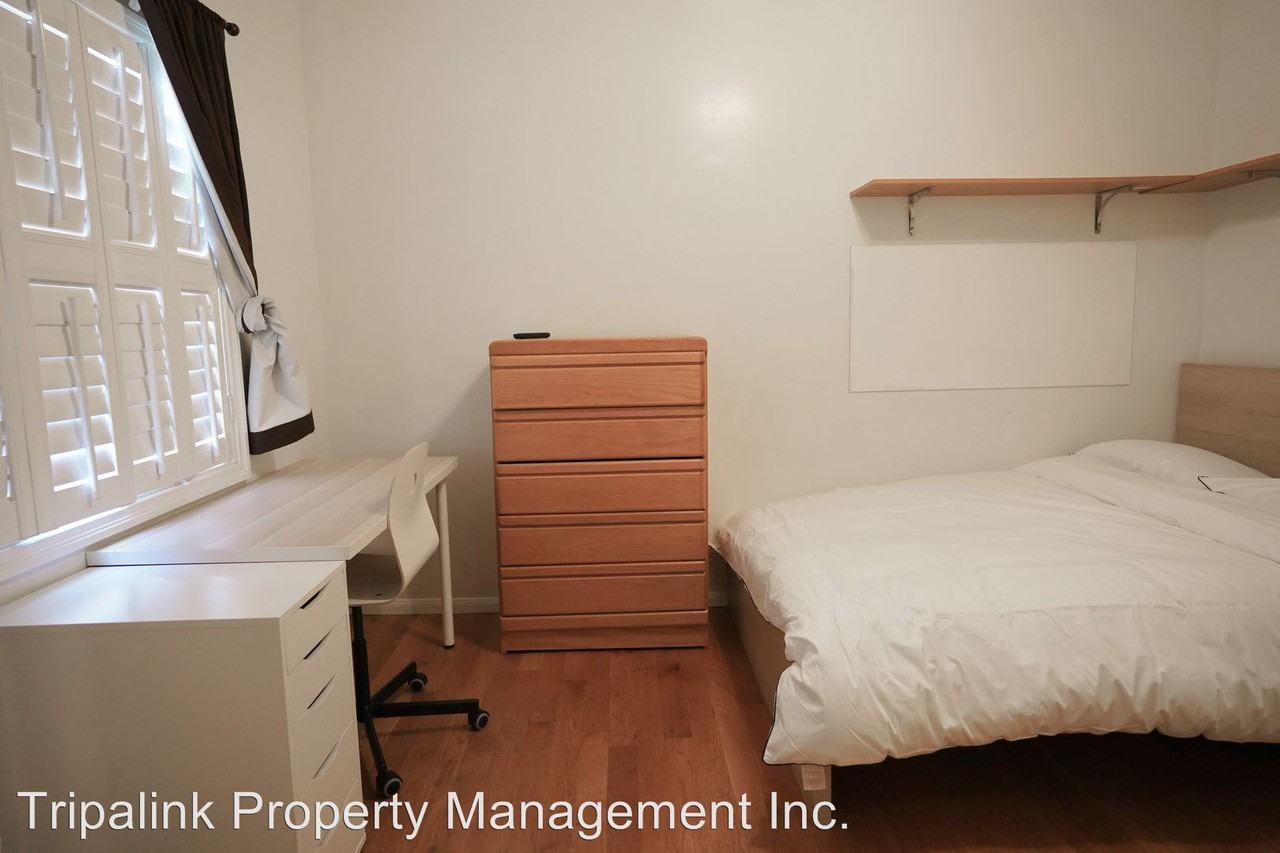 1354 W 24th - Photo 3 of 3