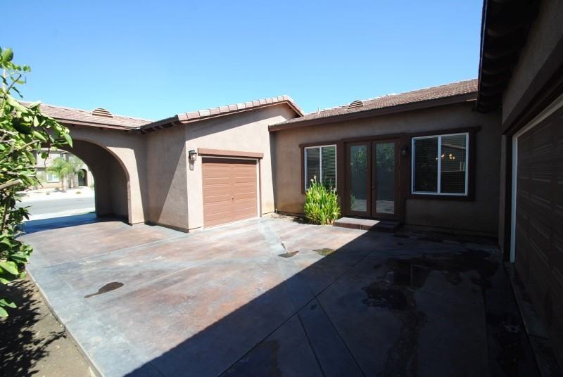 239 Monument Pkwy - Photo 3 of 16