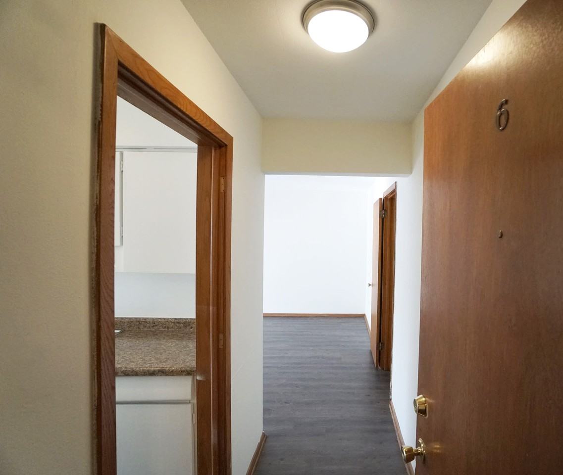 Como Court - Photo 4 of 39