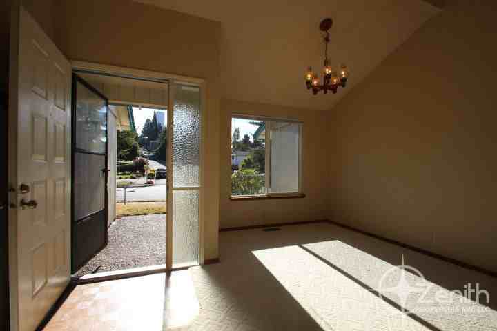 11014 Nw 26th Ave - Photo 2 of 21