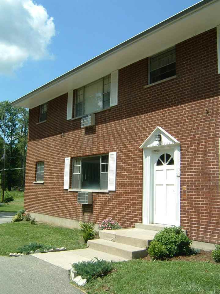 Eden Woods - Photo 2 of 7