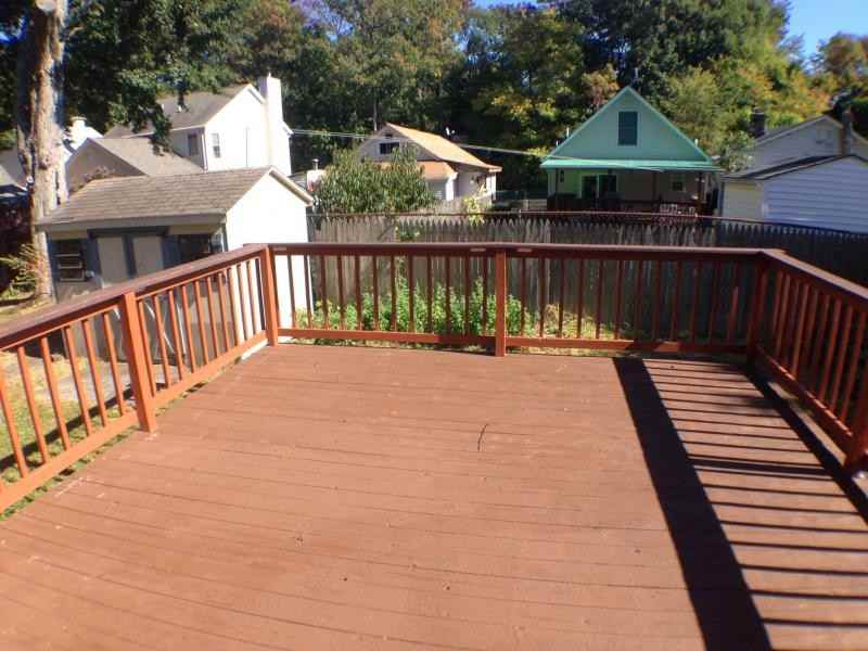 6 Knowles Ln - Photo 3 of 12