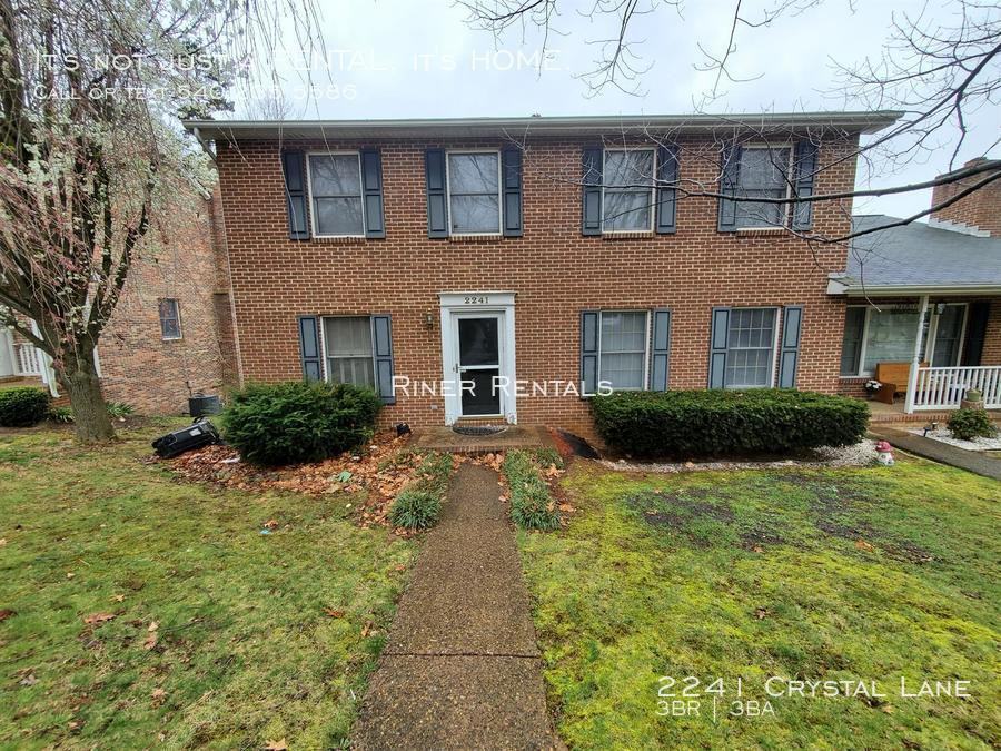 2241 Crystal Ln - Photo 2 of 8