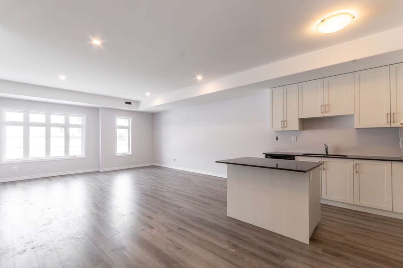 1015 Centennial Dr - Photo 3 of 10