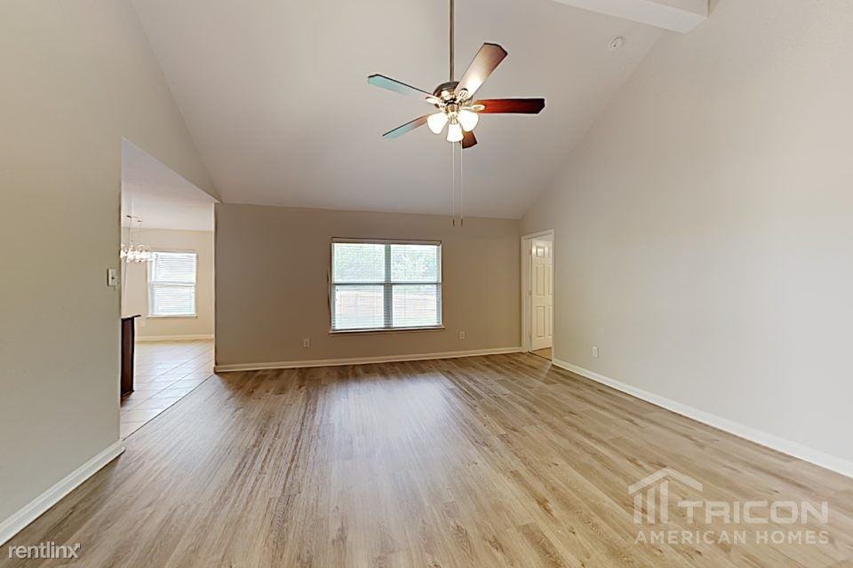 111 Drover Ridge Drive - Photo 3 of 17