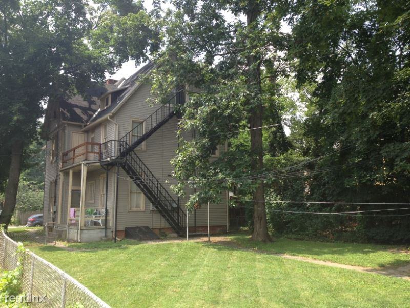 325 N Hartley St 1st Rear - Photo 2 of 13