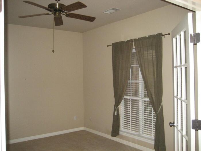 1907 West Rockport Place - Photo 2 of 23