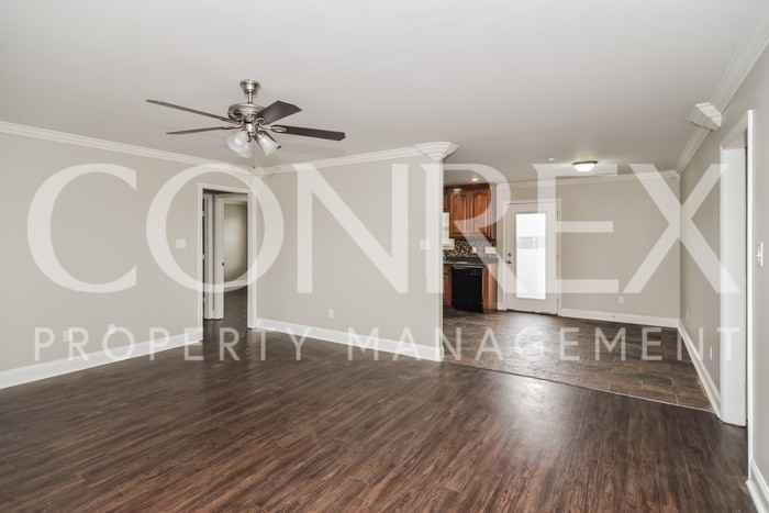27569 Grant Drive - Photo 3 of 8