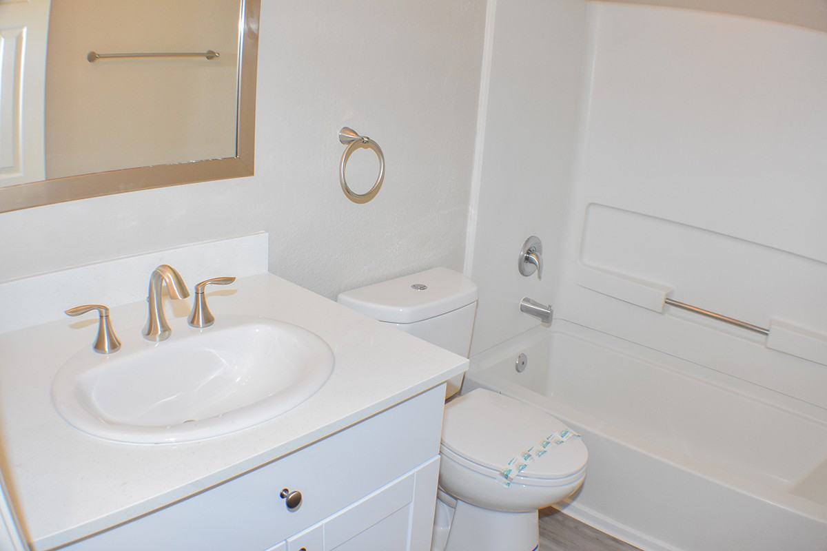 Bristle Pointe Apartments - Photo 3 of 17