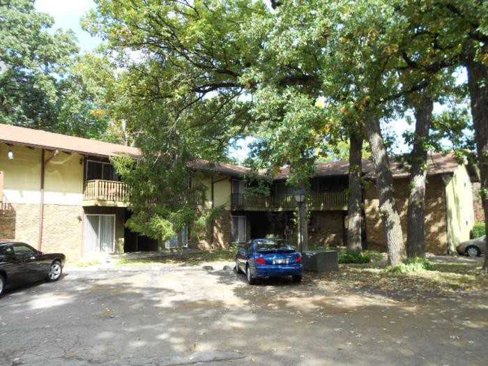 2183 Vernon Dr. - 12 - Photo 2 of 6