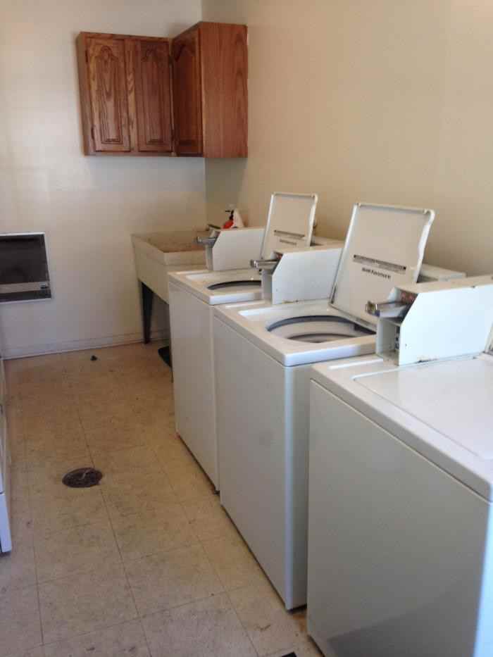 2183 Vernon Dr. - 12 - Photo 3 of 6