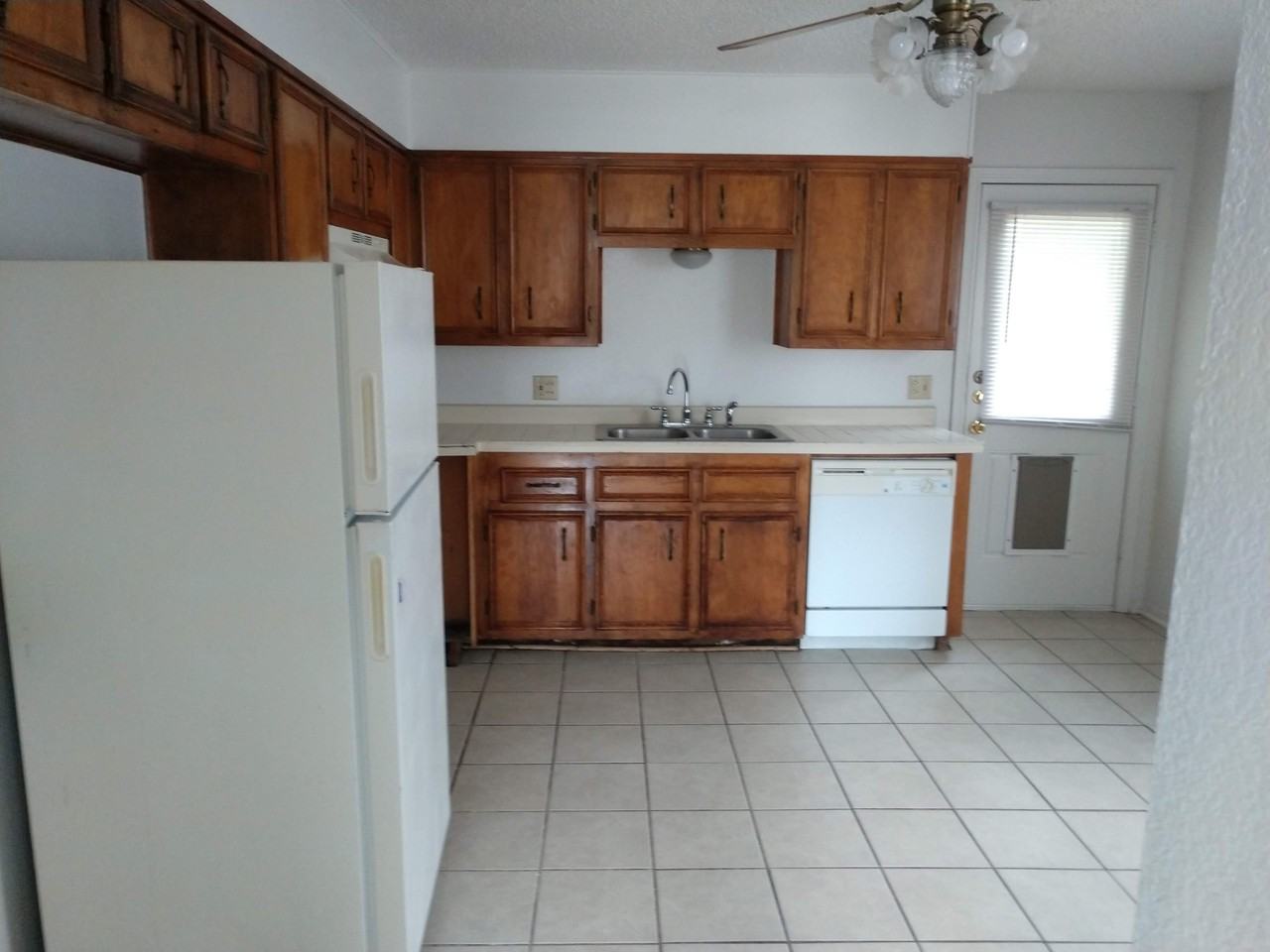 501 Northern Dove Ln - Photo 3 of 6