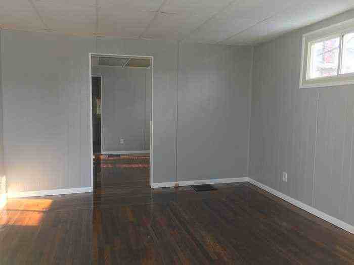 4414 Ivanhoe Avenue - Photo 2 of 8