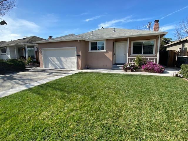 1085 Essex - Photo 2 of 35