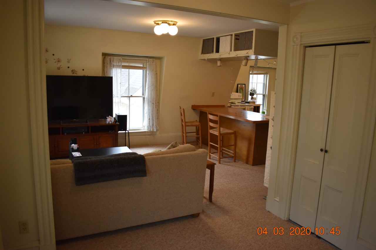 44-46 Spruce St - Photo 3 of 11