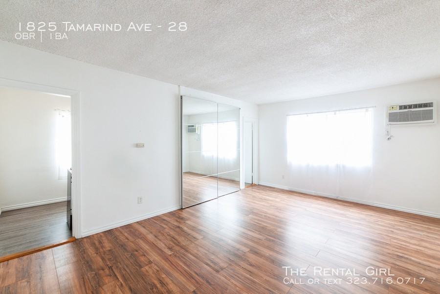 1825 Tamarind Ave #28