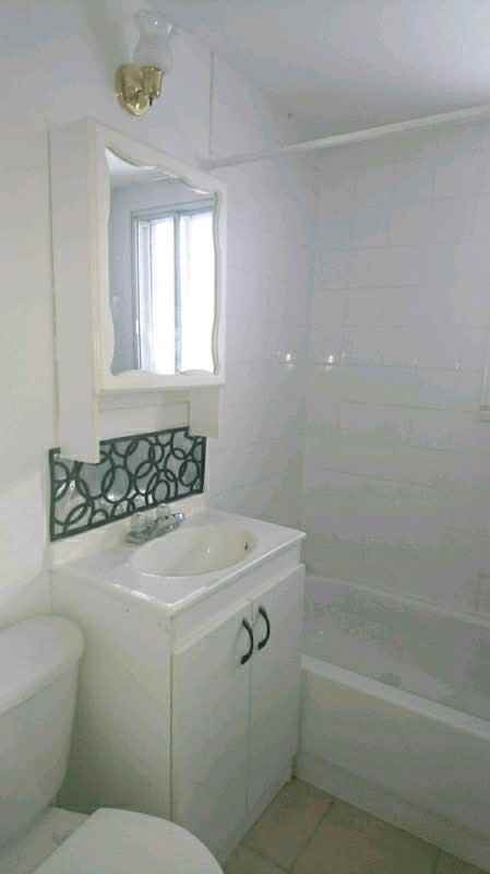 Av. Lemoyne & Avenue St Charles #6 - Photo 2 of 2