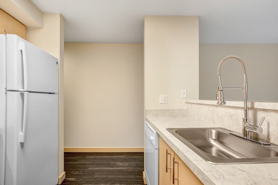 Guinevere Apartment Homes - Photo 2 of 15