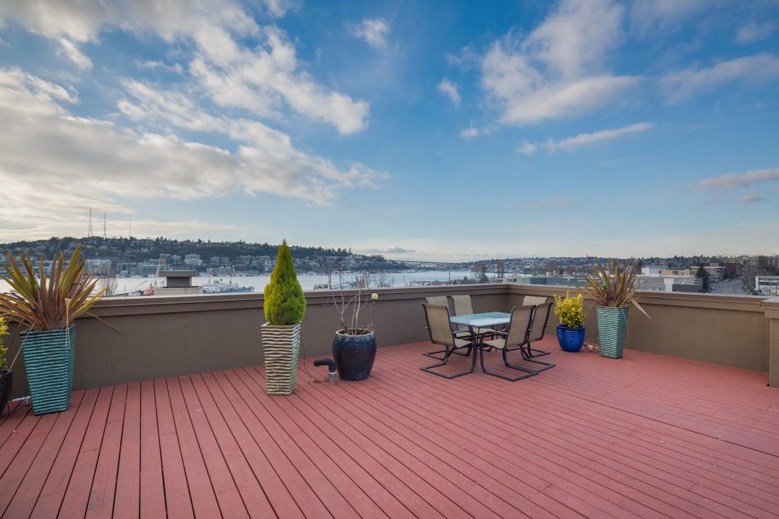 Illumina Apartment Homes - Photo 7 of 34