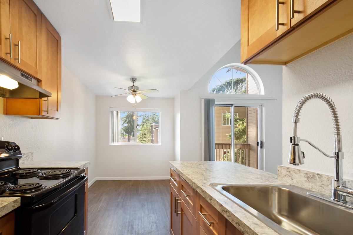 Park 210 Apartment Homes - Photo 6 of 15