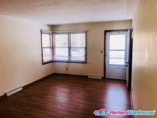 135 29th Ave N - Photo 3 of 9