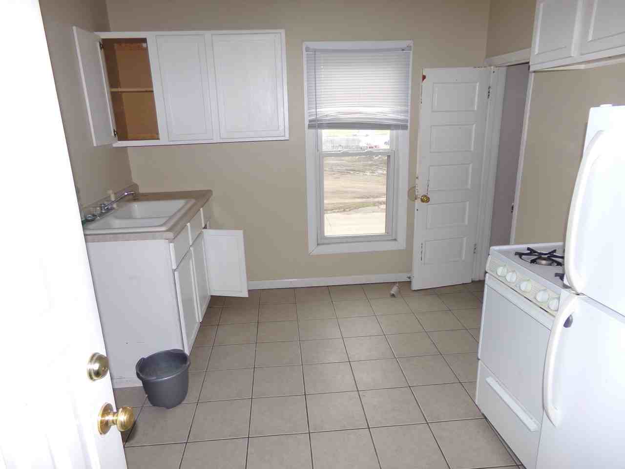 700 BCR 700 West P STreet #4 - Photo 4 of 4