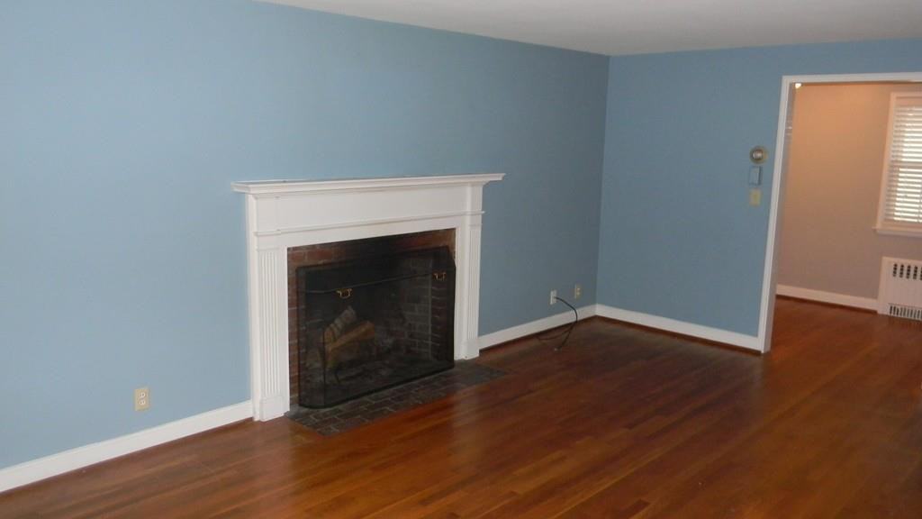 25 Chestnut St - Photo 2 of 9