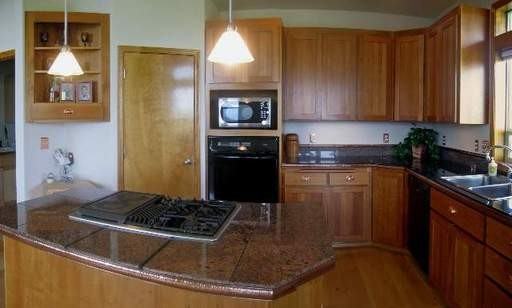 2610 S Andres Ln - Photo 2 of 12