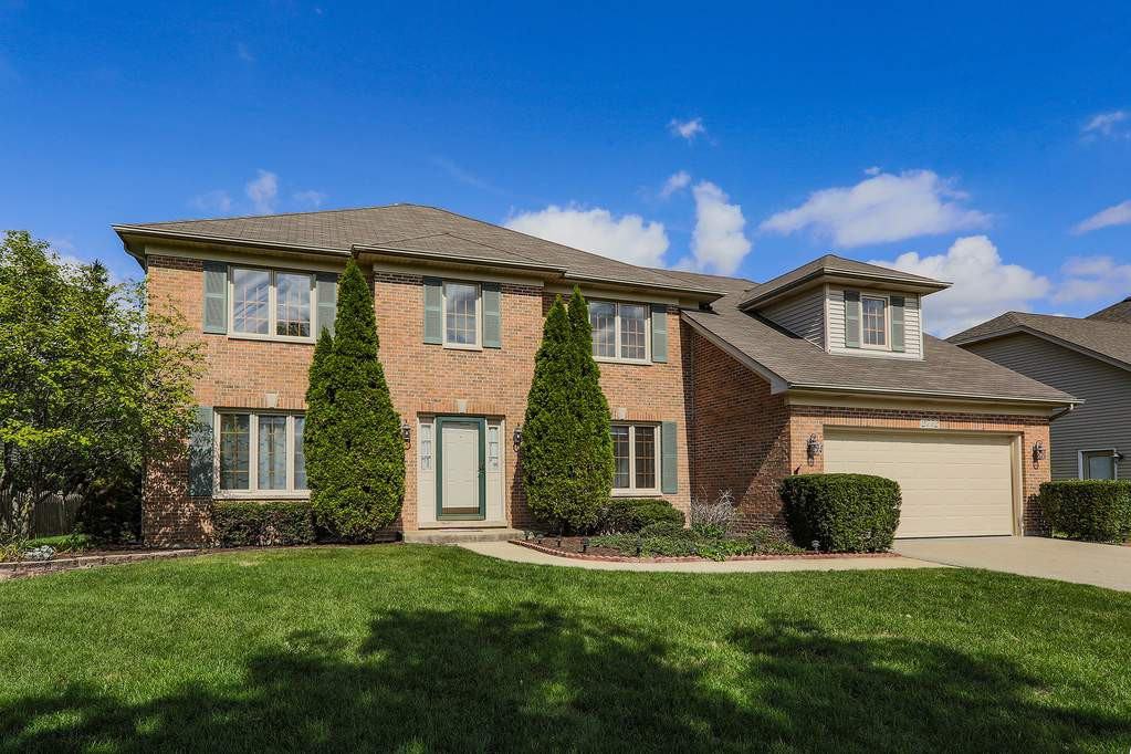 2772 Freeland - Photo 2 of 38