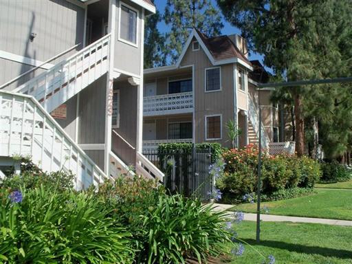 7523 Vassar Ave #101