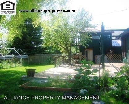 1122 Cherry Drive - Photo 3 of 10