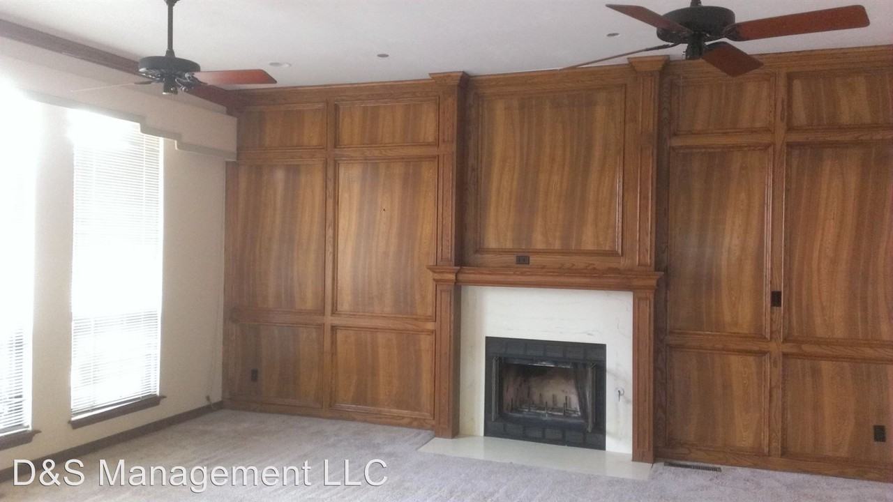 3136 Sw 100th Street - Photo 2 of 10
