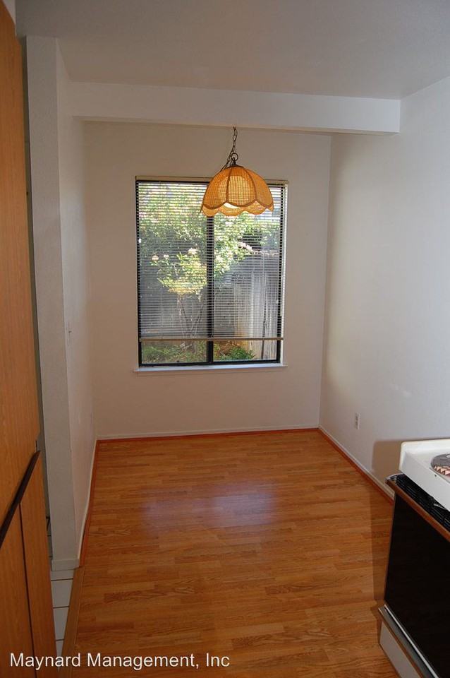 218 Westview Dr. - Photo 2 of 11