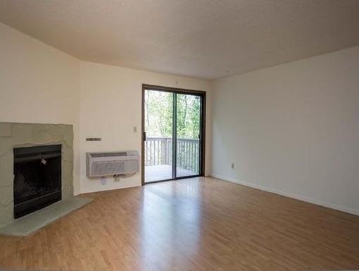 5549 SW Multnomah Blvd - Photo 3 of 14